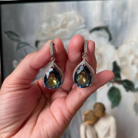 Stunning Sparkly Mystic Fire Topaz Earrings and Ring Set - Picture 8 of 11